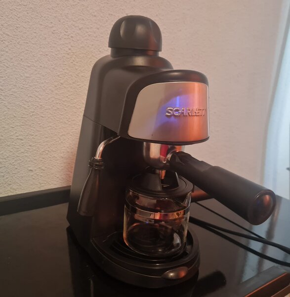 Espressor manual Scarlett SC-037 – 800 W, Espresso si Cappuccino
